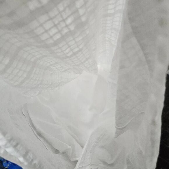 Mirth Sonoma dress box weave  in white - Picture 6 of 10